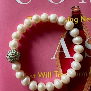 Freshwater Pearl Bracelet with Pavé Crystals